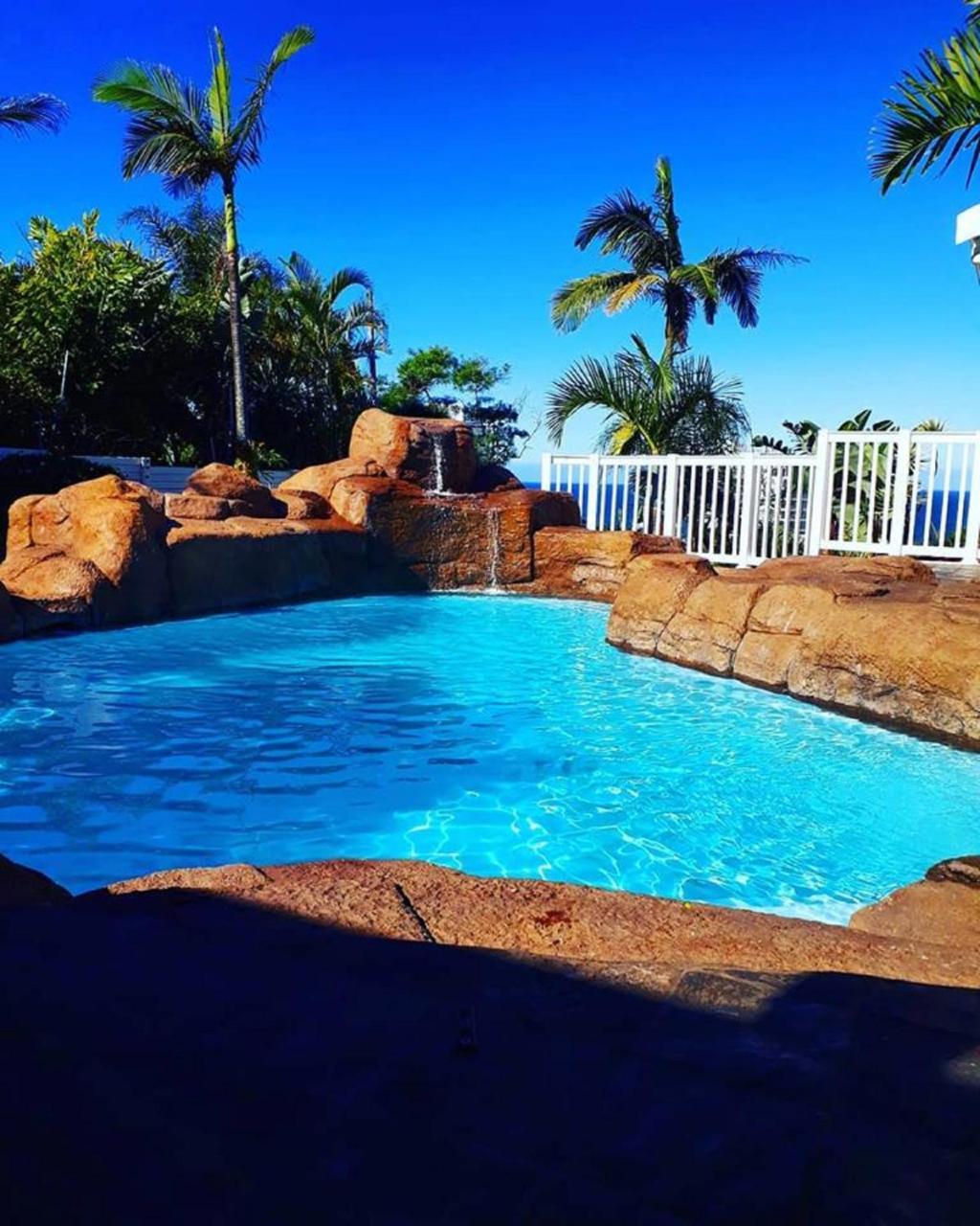 Rostalyn Guesthouse Umhlanga Rocks Exterior foto