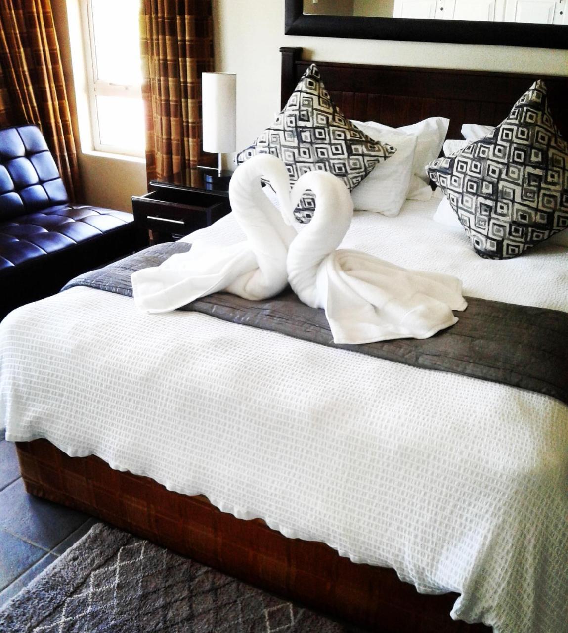 Rostalyn Guesthouse Umhlanga Rocks Exterior foto