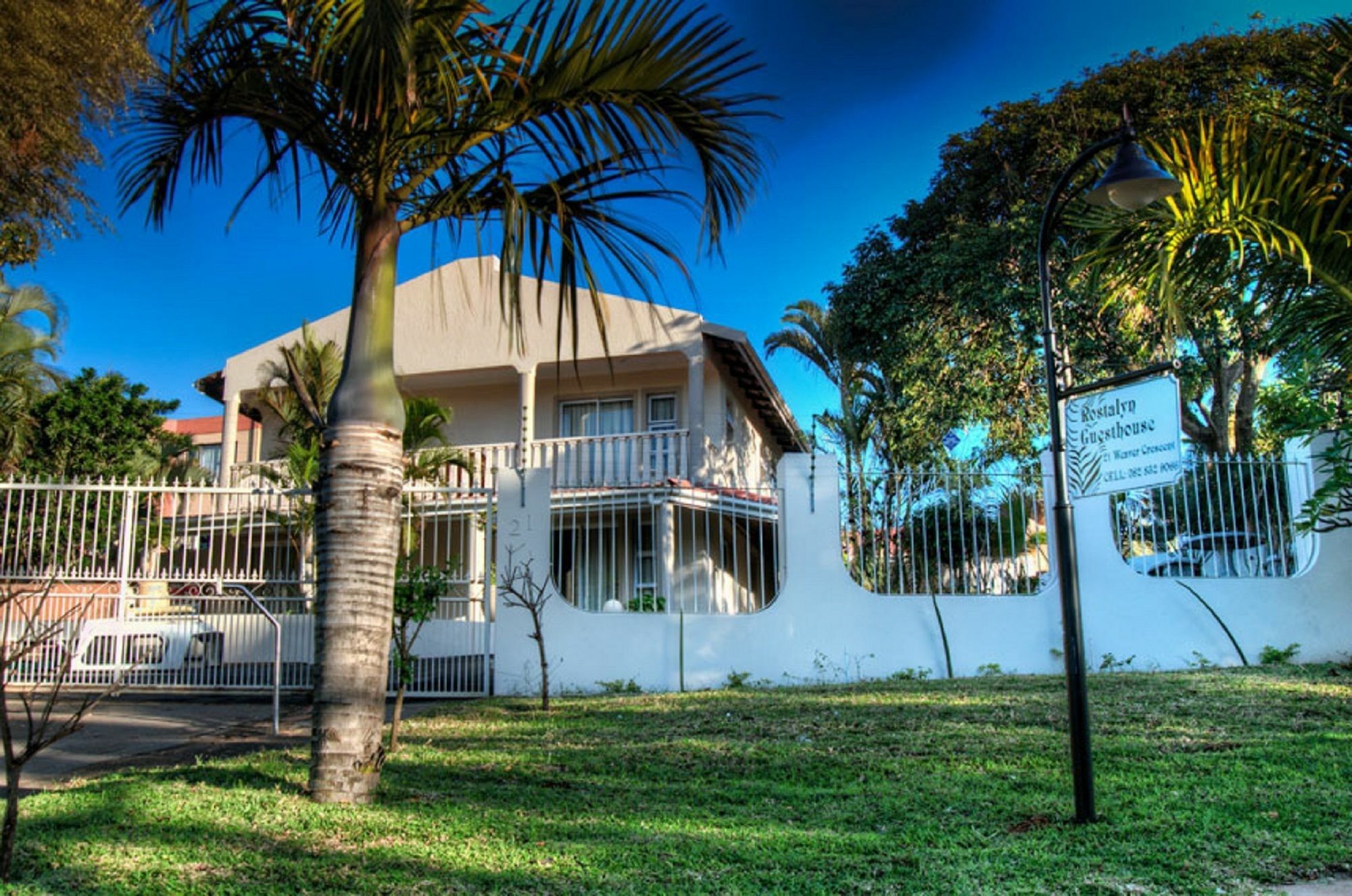 Rostalyn Guesthouse Umhlanga Rocks Exterior foto